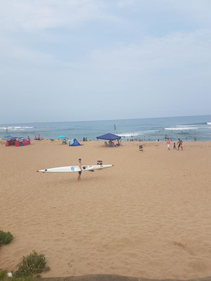 Beach Frond Apartment Amanzimtoti Exteriör bild