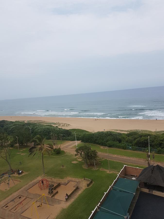 Beach Frond Apartment Amanzimtoti Exteriör bild
